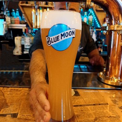 Milk-and-Honey-bar (11)